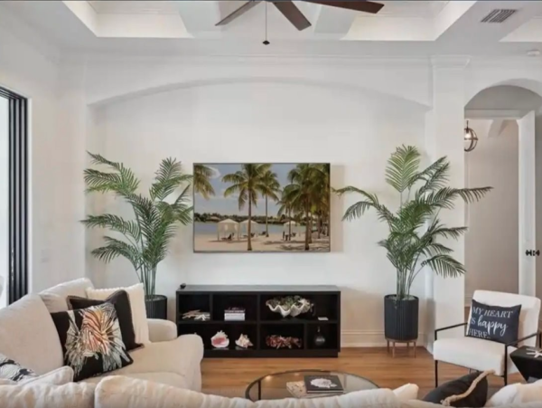 Impressive Five Bedroom  Coastal Retreat with Private Pool in Marco Island